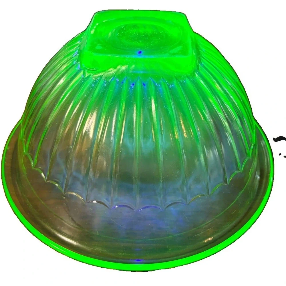 Vintage Uranium Glass Mixing Bowl Green UV Glow Ribbed Scalloped 9